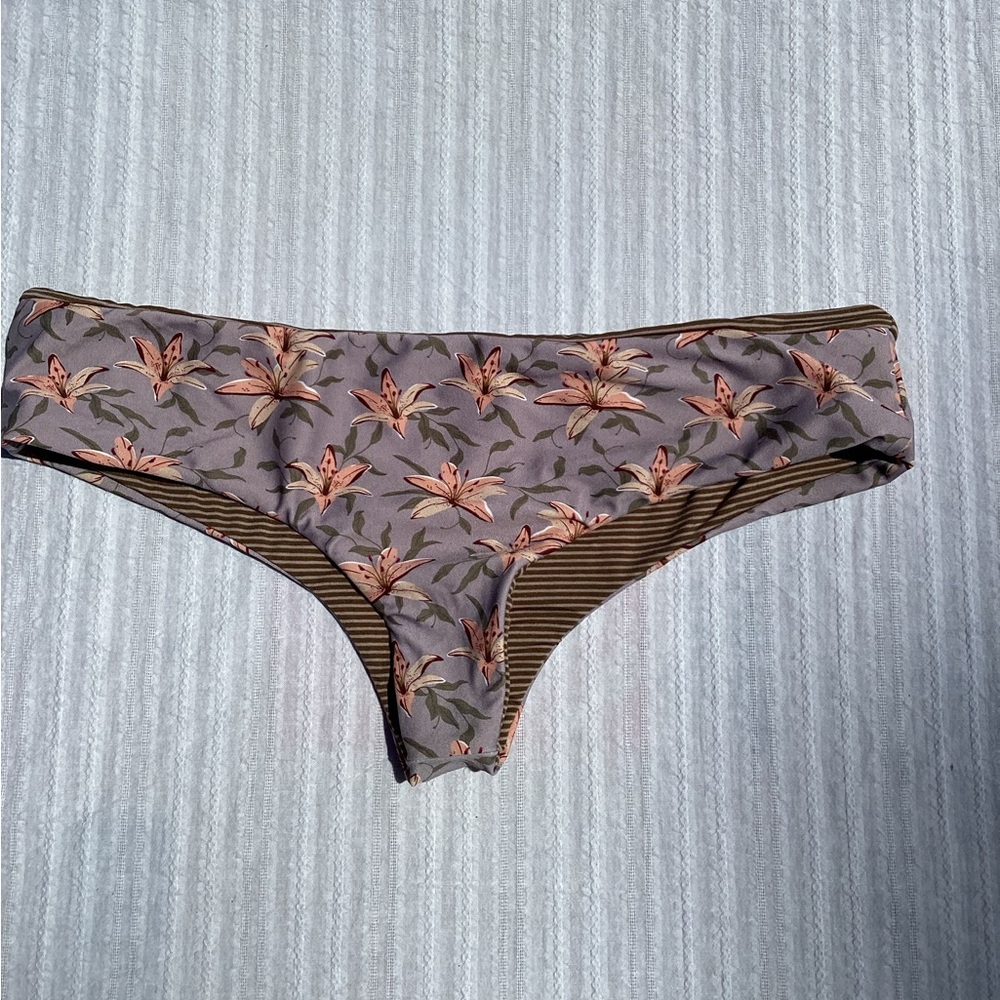 Acacia bikini bottom